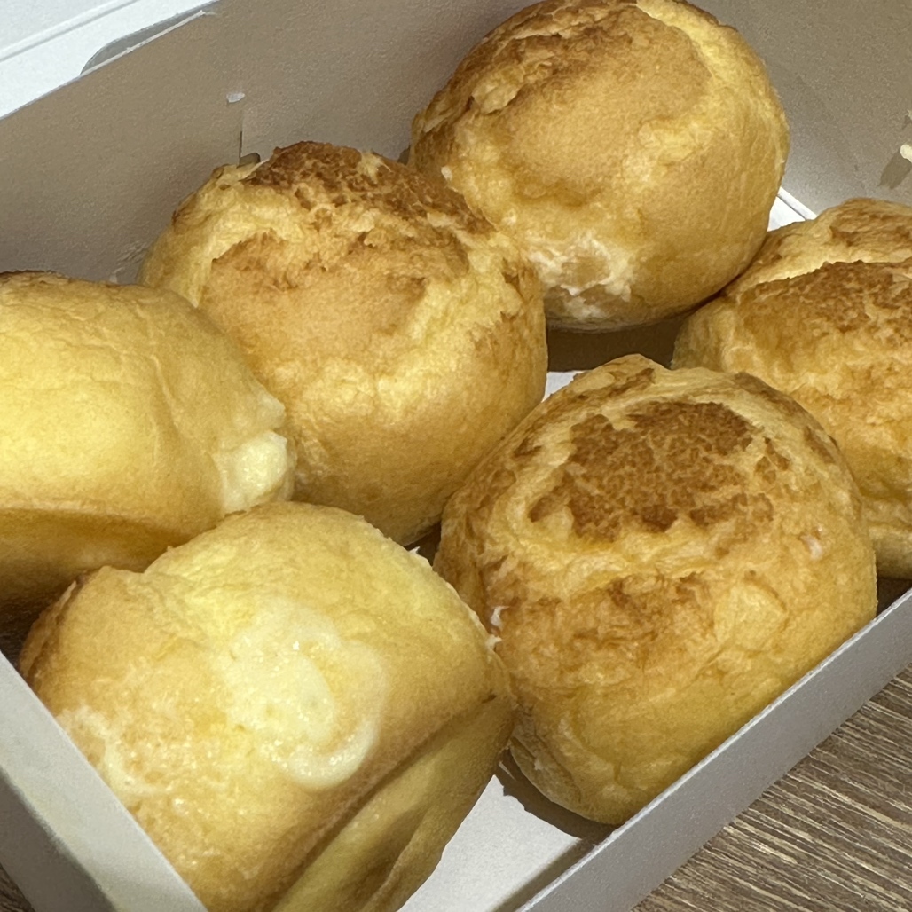 kanmi3's tweet photo. パティスリー バロン イオン藤井寺SC店（プチシュー） 
https://t.co/1optMP3am4 #tabelog https://t.co/1AYu26nRua