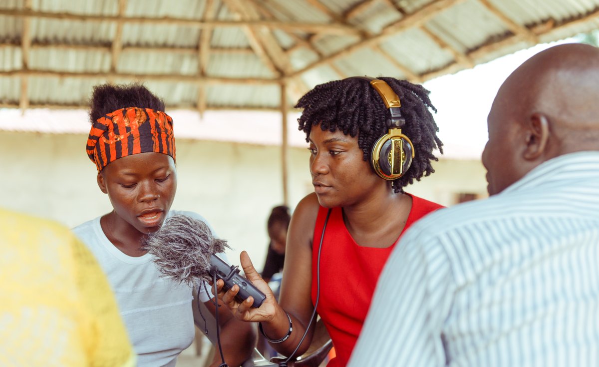 bbcmediaaction's tweet image. An evaluation of our work in Sierra Leone has shown that radio can shift attitudes among at-risk teenage girls and their families to support girls’ learning. Read the findings: bbc.in/3rtcmaq #Equality #WomensRights 
@FCDOGEC @bbcmaSL @UNFPASierraleon