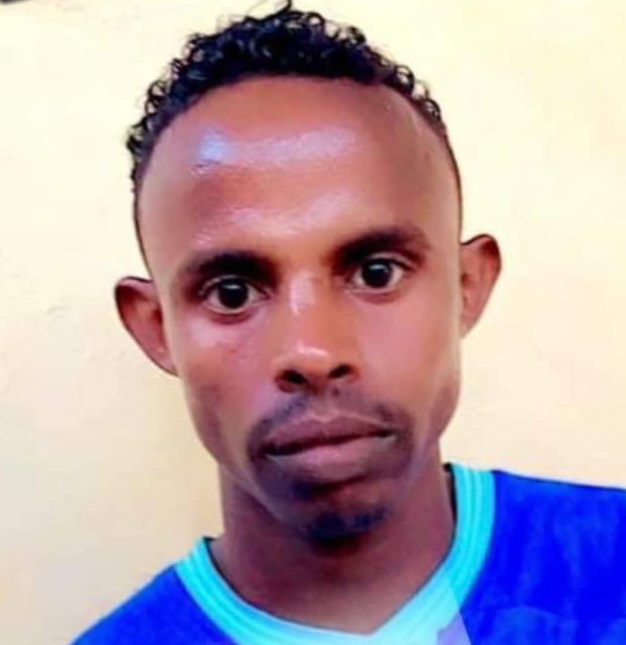 somalisan1's tweet photo. Wiil dhalinyaro ah oo hada lagu dilay suuqa farjano ee magaalfa baladxaawo gobolka gado - https://t.co/YDTyo0mpHj https://t.co/1nZT4hKrcH