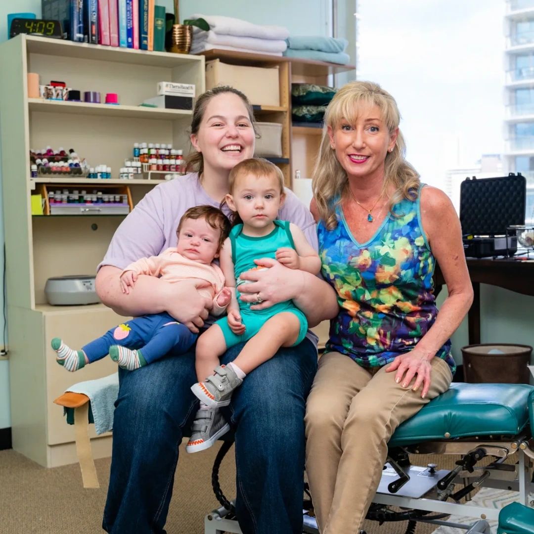 DrJanakiEBerman's tweet photo. Nurturing little spines for a lifetime of health and happiness! I provide gentle and specialized chiropractic care for children, ensuring their growing bodies thrive. My compassionate approach aims to support their overall well-being. https://t.co/wCdVScYJL3