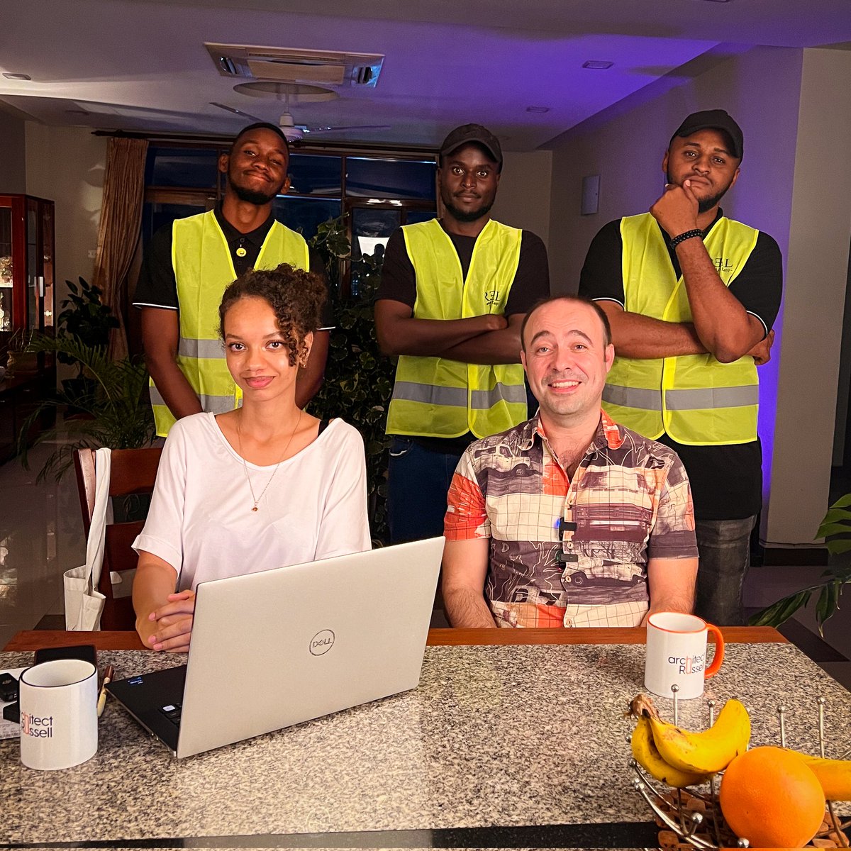 rgpappTz's tweet photo. Behind the scenes of our upcoming show, Real Expert! 🎬 We had so much fun shooting with this amazing group of people. Stay tuned for the premiere on YouTube and other platforms. 👀
👇👇
https://t.co/L6STEYDpHC https://t.co/PMIfYId76s