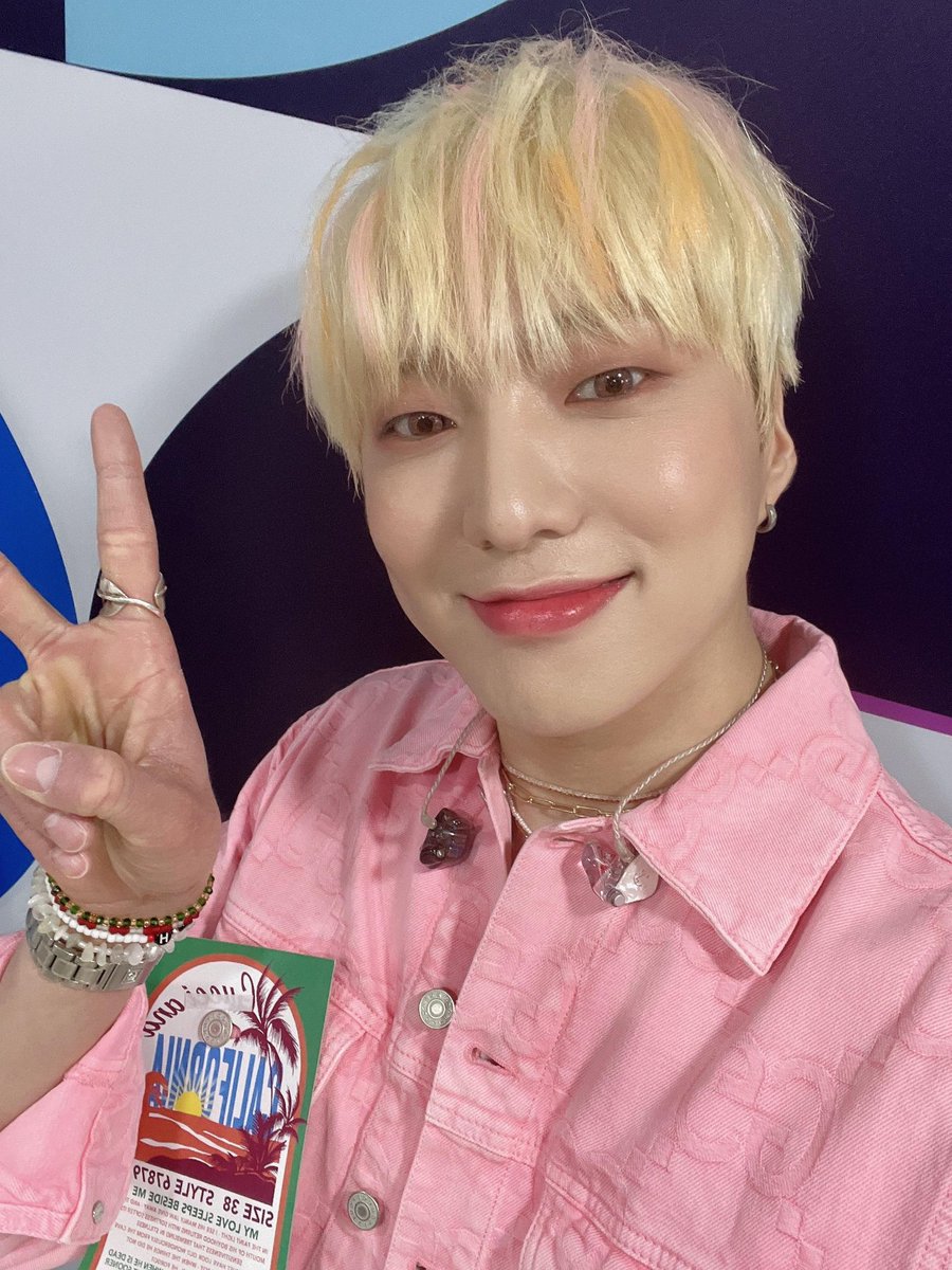 DCKSYgallery's tweet photo. ⏰1년 전 #승윤이의모든날모든순간

🗓️220717

파스텔빛 승윤의 인기가요 💙I LOVE U💙 무대✨

⬇️세로��캠
🔗https://t.co/YQnpSEgxwH

#강승윤 #KANGSEUNGYOON #승윤 #Seungyoon #위너 #WINNER https://t.co/rYRUmc8ckc