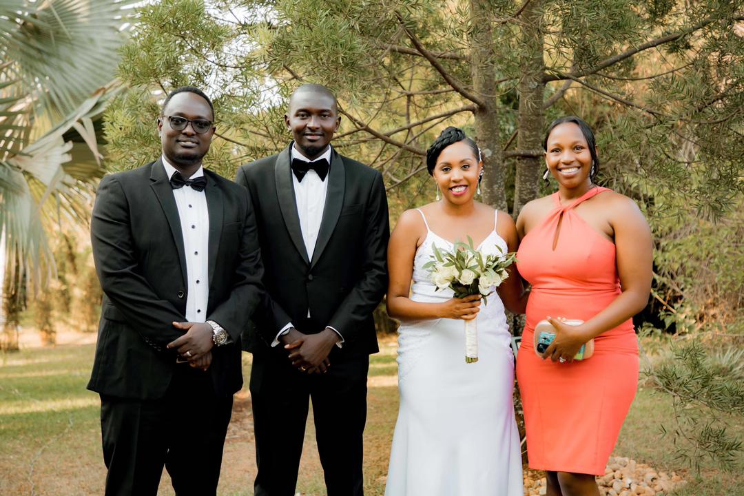 stephenkmuneza's tweet photo. Dear Mr and Mrs @mugabebright, my family wishes you both many lovely years ahead.
Me & Mrs spent last week in #Kigali Rwanda being spoilt by my bestman and his lovely 😍 wife #Malight https://t.co/RGKiqPxBhV
