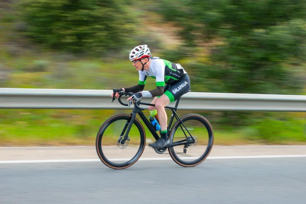 Ayuntamiento de Galapagar (@aytogalapagar) on Twitter photo El galapagueño Juan de Farango, <a href="/johnfaratella/">@johnfaratella</a> cliclista del <a href="/ccgalapagar/">Club Ciclista Galapagar</a> se ha proclamado campeón de la Copa de España de Ciclismo Paralímpico 2023 en clase MC4.
Enhorabuena a Juan y al Club Ciclista Galapagar por su trabajo por potenciar el ciclismo paralímpico El galapagueño Juan de Farango, <a href="/johnfaratella/">@johnfaratella</a> cliclista del <a href="/ccgalapagar/">Club Ciclista Galapagar</a> se ha proclamado campeón de la Copa de España de Ciclismo Paralímpico 2023 en clase MC4.
Enhorabuena a Juan y al Club Ciclista Galapagar por su trabajo por potenciar el ciclismo paralímpico