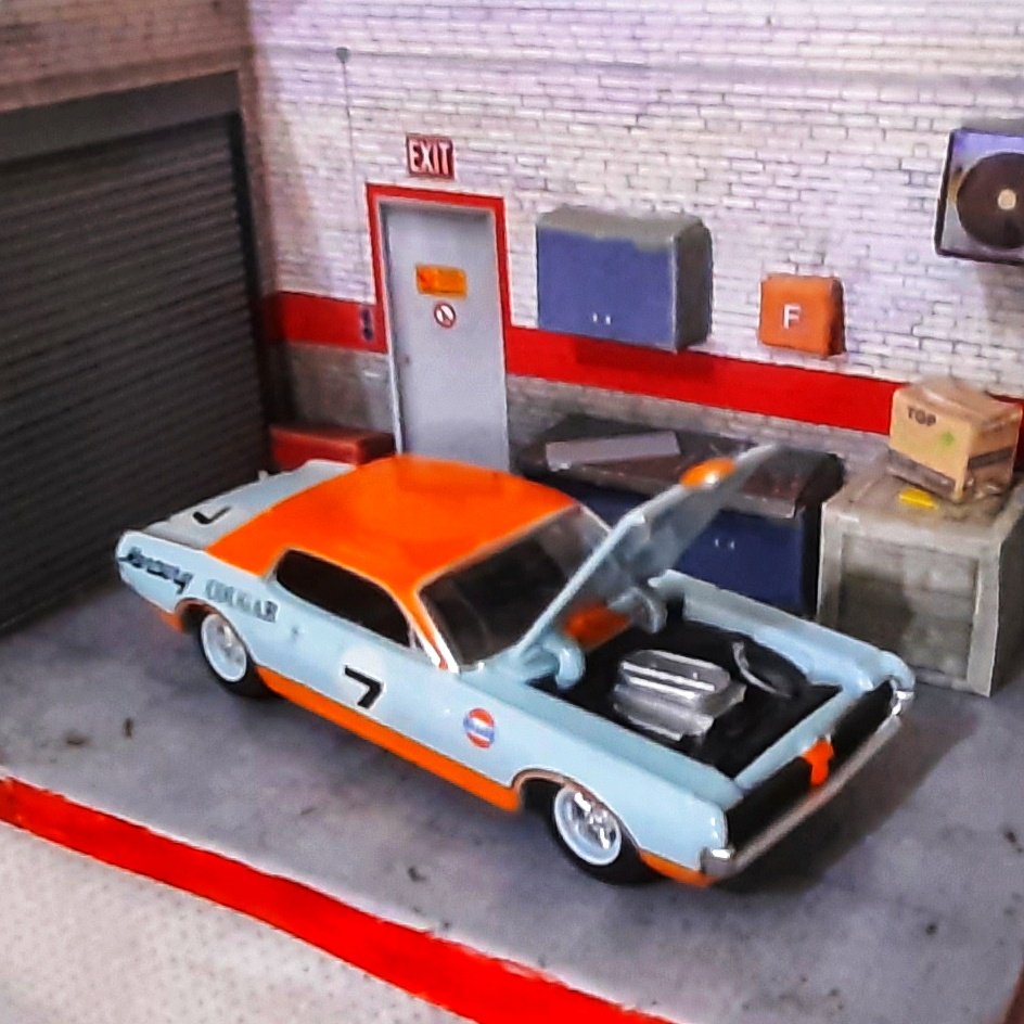 yuliandria's tweet image. ... nah pasien masuk nih.... .
.
.
....dompet berteriak....
.
.
#mobilgantungan #hotwheels #hotwheelspremium #jonnylighting #jada #mijo #minigt #greenlight #RS #hobby  #weislandcustomgarage