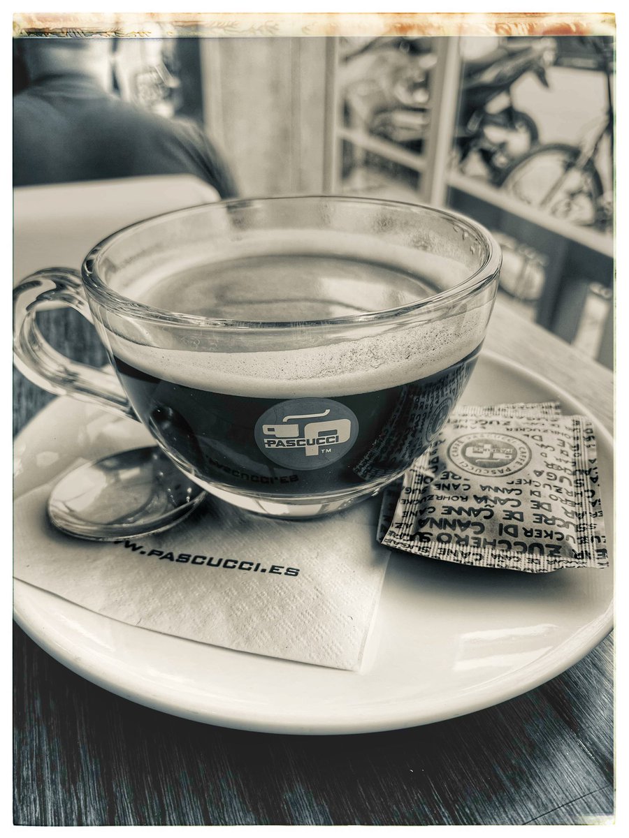 telecabbie's tweet photo. “La vida es como una taza de café. Todo está en cómo la preparas, pero sobre todo en cómo la tomas”. https://t.co/ZdtPTbnvJ4