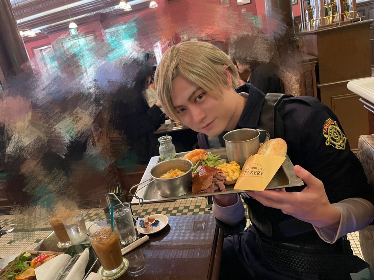 Rubor_cos's tweet photo. お友達を探してタグ失礼します。

関西を中心にバットマンやらヒソカやら創作やら2次元も3次元も色々やってます！

RT中心に♡もお迎えさせて貰えると嬉しいです💜
素敵なご縁がありますように…！

#コスプレイヤーさんと繋がりたい 
#カメラマンさんと繋がりたい https://t.co/AUmlsR1nbT