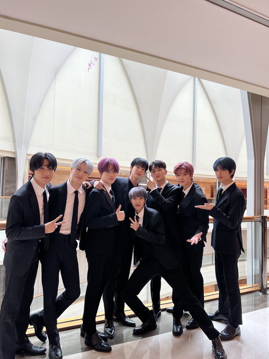 limluois's tweet photo. Shout out to the best MC, our Doyoungie Hyung! We had a great time with him, and now let's start counting down to our upcoming third album ”ISTJ” Prepare for a musical trip unlike any other as we start on a new chapter filled with fantastic tunes and unforgettable moments! https://t.co/s8W1i6jyDd