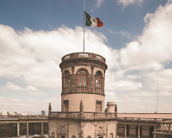 Chapultepec Forest turns 100! Visit Mexico City to see the new Calzada Flotante, a pedestrian bridge, and Amphibium, a museum for salamanders.
Learn more:https://t.co/K18RjHKP6G
 #ChapultepecForest #Chapultepec #VisitMexico https://t.co/HMytBhOm7B