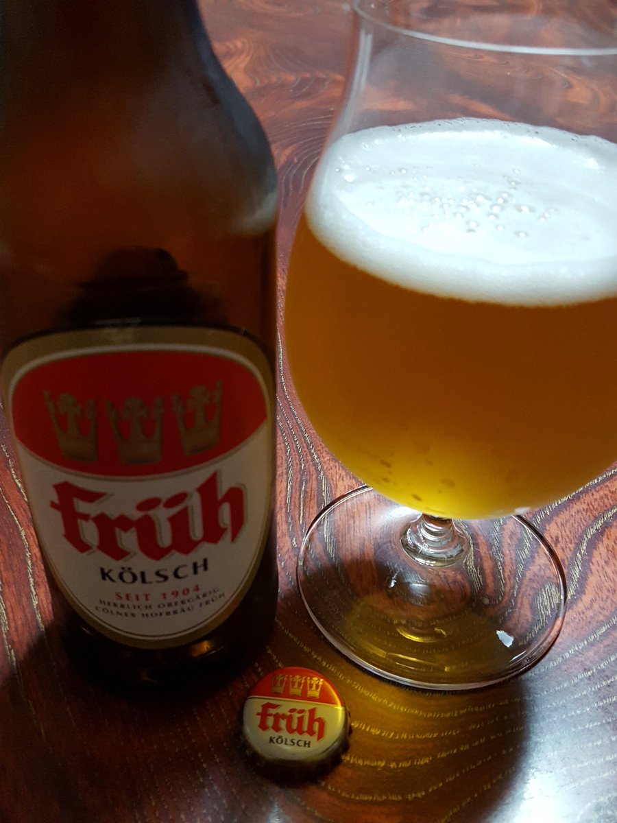 TM71760479's tweet photo. こっちの方が、いくらかドライな印象かな?
#fruh
#KOLSCH
#フリュー
#ケルシュ
#ビール https://t.co/Bu2b2O53fh