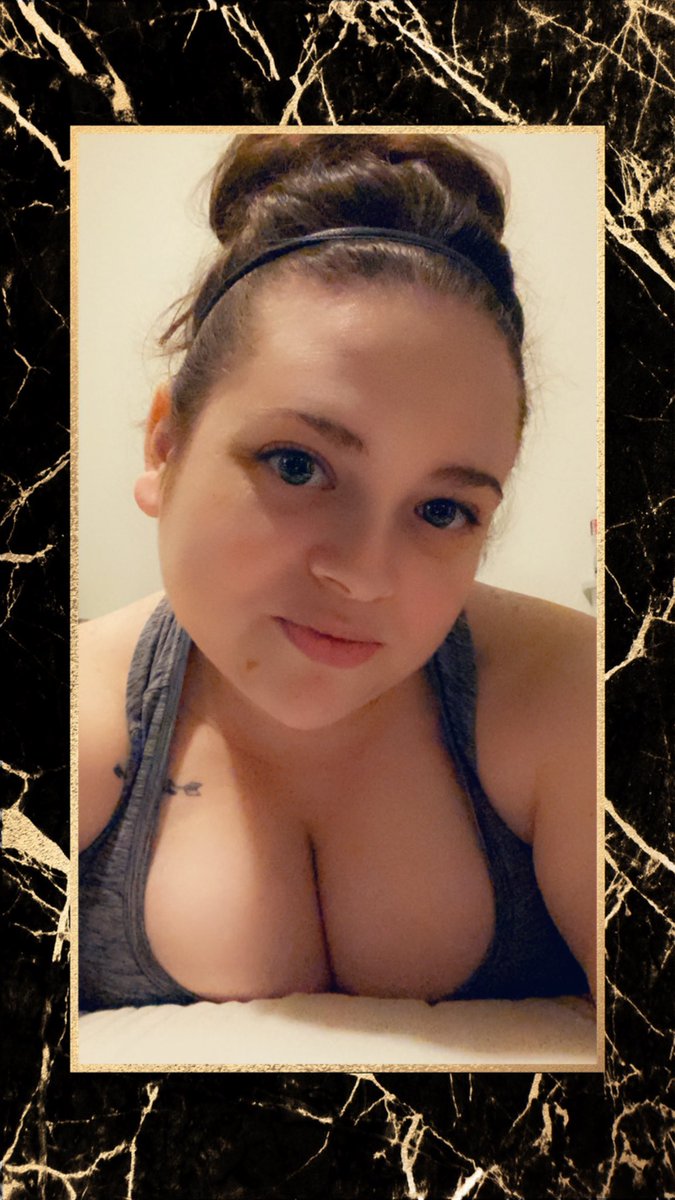 Tink02ily's tweet photo. #selfie https://t.co/ikmK8ZNJB1