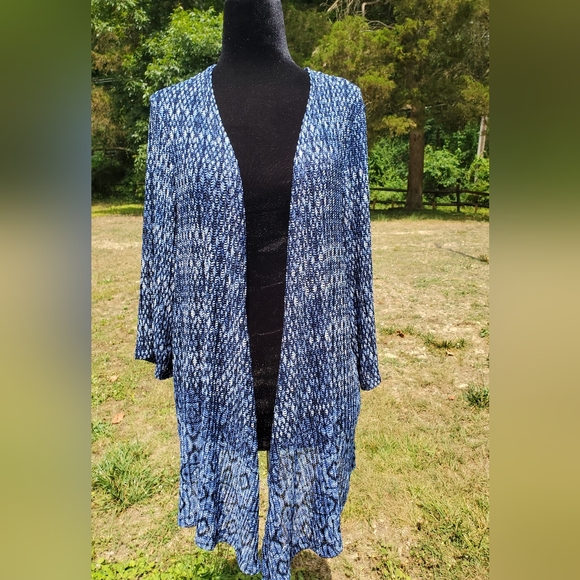 JupiterJPosher's tweet photo. So good I had to share! Check out all the items I'm loving on @Poshmarkapp #poshmark #fashion #style #shopmycloset #catherines #altardstate #shomi: https://t.co/s8RwxsrYt0 https://t.co/UGSBI40vuA