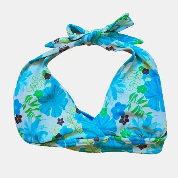 So good I had to share! Check out all the items I'm loving on <a href="/Poshmarkapp/">Poshmark</a> from <a href="/SHSwank/">Second Hand Swank</a> #poshmark #fashion #style #shopmycloset #anneklein #tropicalescape: posh.mk/e4xAjz1avBb