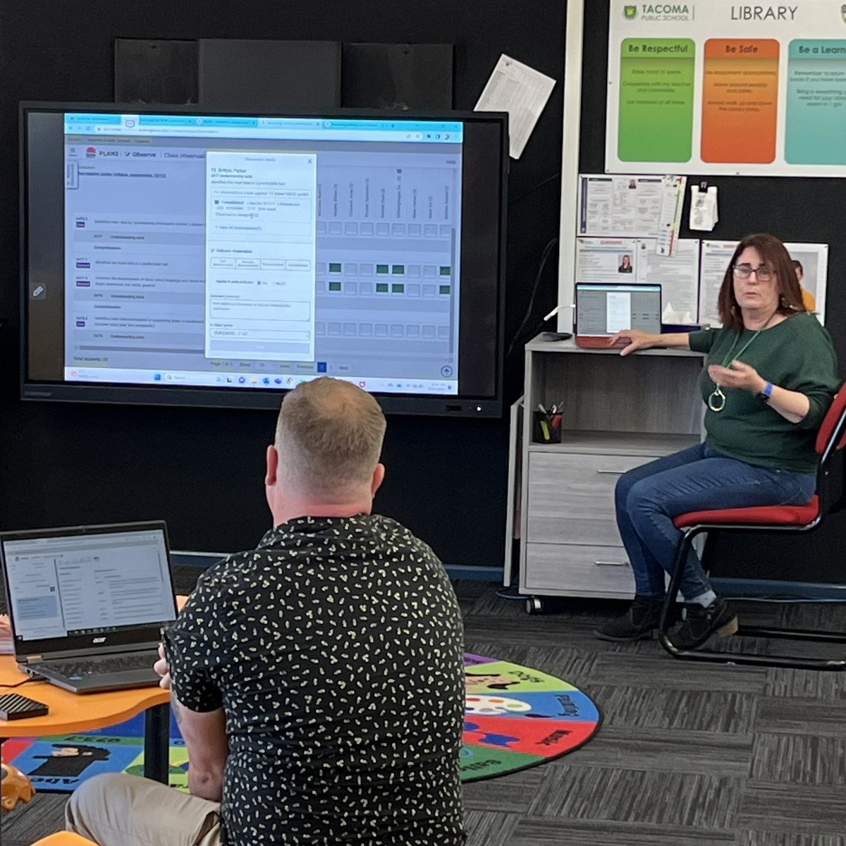 A brilliant day of teacher learning at Tacoma! Refining our focus of the progressions &amp; triangulating data to co-construct our T3 wondering wall. A visual reminder for reflection and questioning about student learning &amp; teacher practice. <a href="/JasonBaldwinDEL/">Jason Baldwin</a> <a href="/mccallumtp/">Tim McCallum</a> <a href="/LynSharratt/">Lyn Sharratt</a>