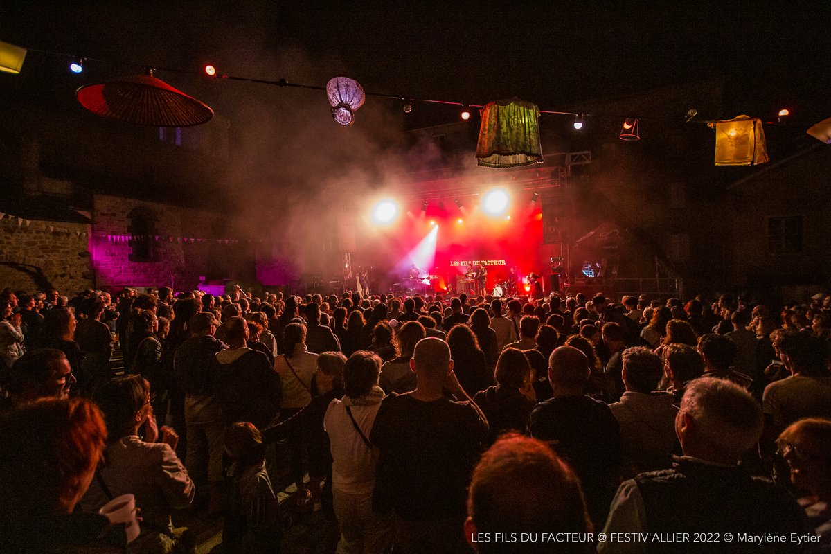 💙 Festiv'Allier #19 :  Zoom sur les concerts de la grande scène ! - mailchi.mp/97f1c92d0734/f…