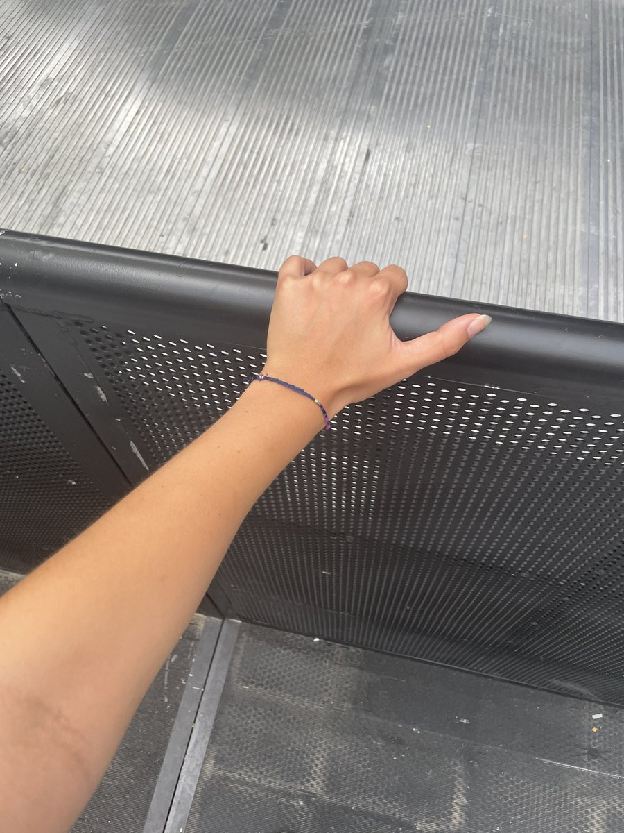 fookinaavocados's tweet photo. rt to get barricade at your next concert perche harry styles non sa che venderò l’anima al diavolo per ottenere quella cazzo di transenna🍀🍀🍀🍀🍀🍀🍀🍀🍀🍀🍀🍀🍀🍀🕯️🕯️🕯️🕯️🕯️🕯️🕯️🕯️🕯️🕯️🕯️🕯️🕯️🕯️ https://t.co/bJrisjHu4J