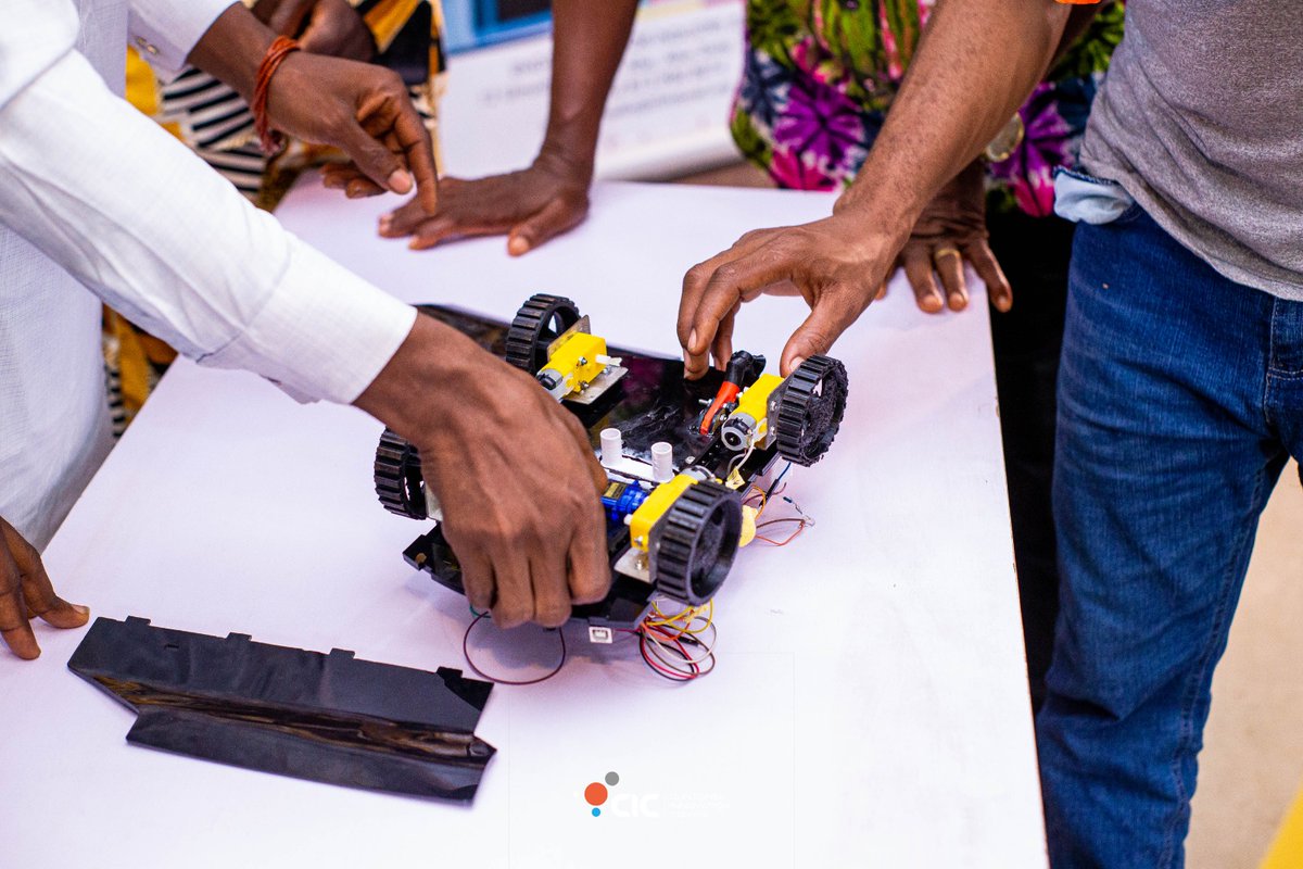 CIC_Makerspace's tweet photo. Nigeria has a food crisis!
Few days ago, the president declared a state of emergency on food insecurity. The average Nigerian spends over 60% of their income on food, compared to less than 10% in developed nations.
#NigerianGenius
#hardware
#engineering_degree
#CLINTONEL https://t.co/LPnkk7Y0Yx