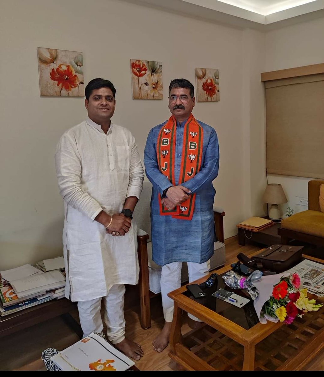 Priyank_bjym's tweet photo. संगठन के शिल्पी, संगठन के हित में अपना आनंद तलाशने वाले, सभी कार्यकर्ताओं के संरक्षक आदरणीय संगठन महामंत्री भाईसाहब श्री @HitanandSharma जी को जन्मदिवस की हार्दिक शुभकामनाए!! आपका आशीर्वाद सदैव बना रहे!! https://t.co/2z78YDhjII