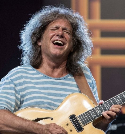 carlomuscatello's tweet photo. Pat #Metheny stasera Castello di #Udine
#PatMetheny https://t.co/0CJZECpX2l