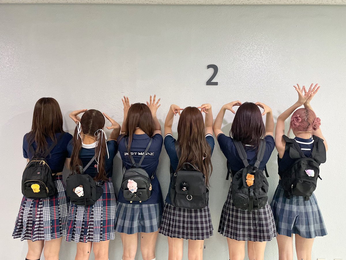 1000 GCASH GA FOR MILLION SELLERS MY GIRLS NMIXX!

rules:

👑mbf, like, rt 
👑Congratulate out girls with a short MESSAGE plus the tags!

Ends later 2AM AEST

NMIXX million seller 
#NMIXX   #엔믹스
#A_Midsummer_NMIXXs_Dream
#Party_O_Clock