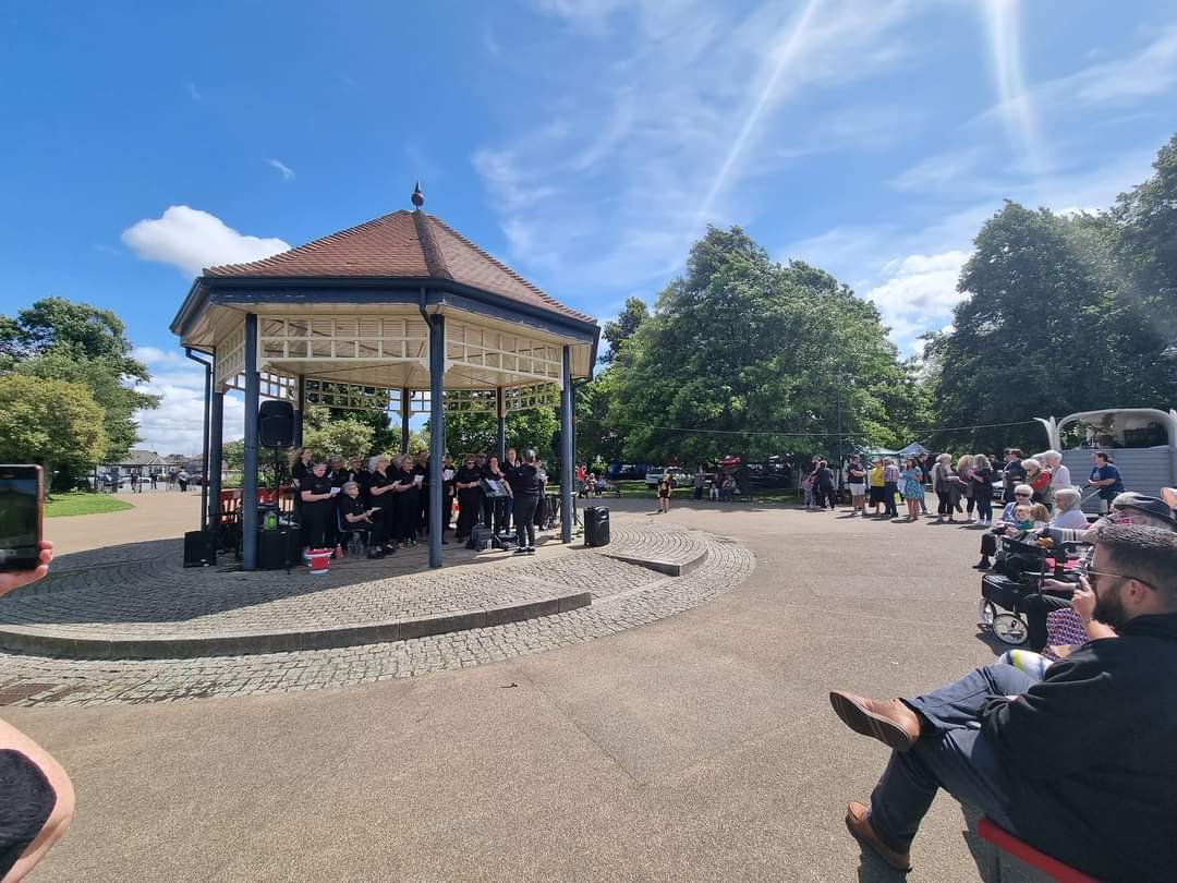 bentleydonc's tweet photo. MannaDoncaster: #ThankYou so much to everyone involved! Absolutely fantastic day celebrating the Centenary Special Bonanza. A special thank you to our local ward Councillors who go above and beyond for our community. 👏 👏
#bentleyisgreat https://t.co/PzhRcknfWe