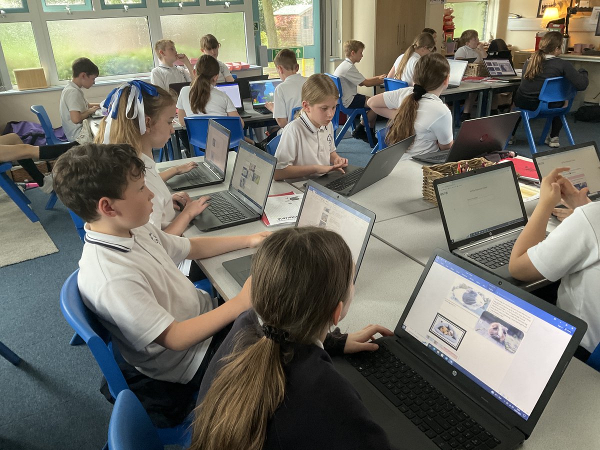 FPS_Computing's tweet image. Year 5 have been creating fact files about their favourite animals. Thanks to their improved formatting skills, they look great. 😃🖥️