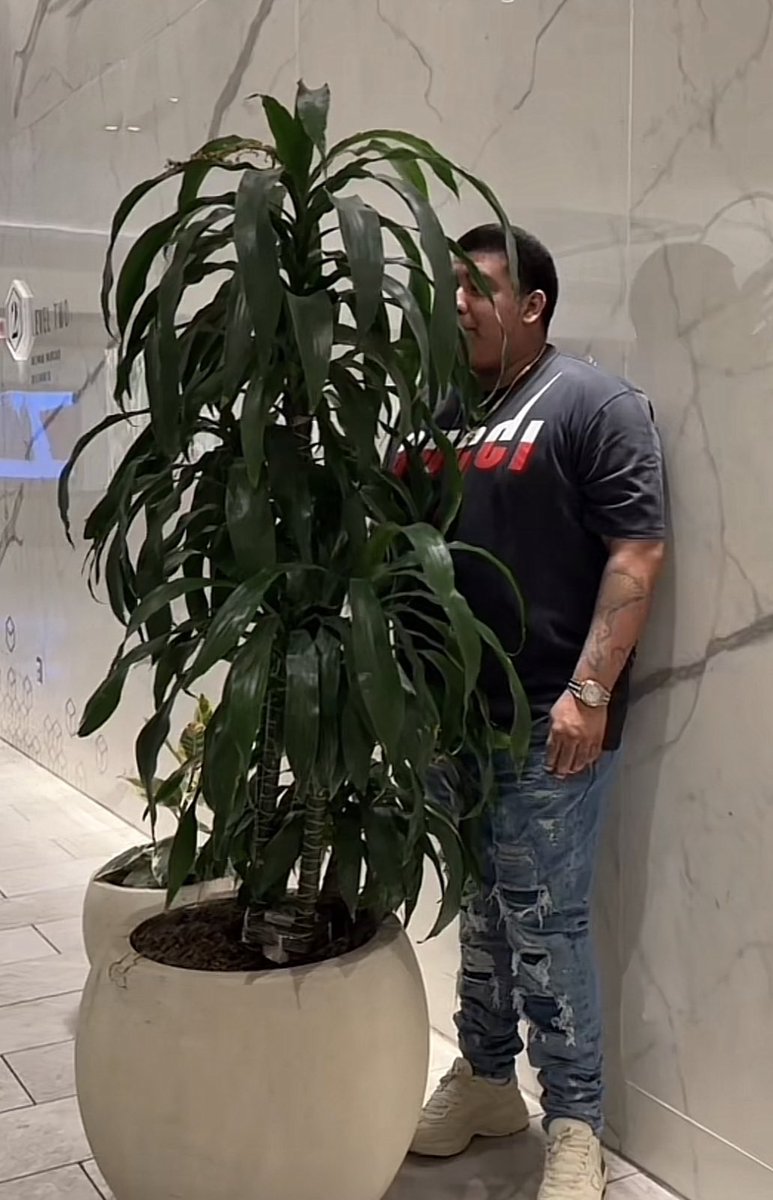 lyssanotlocated's tweet image. idgaf what he doin