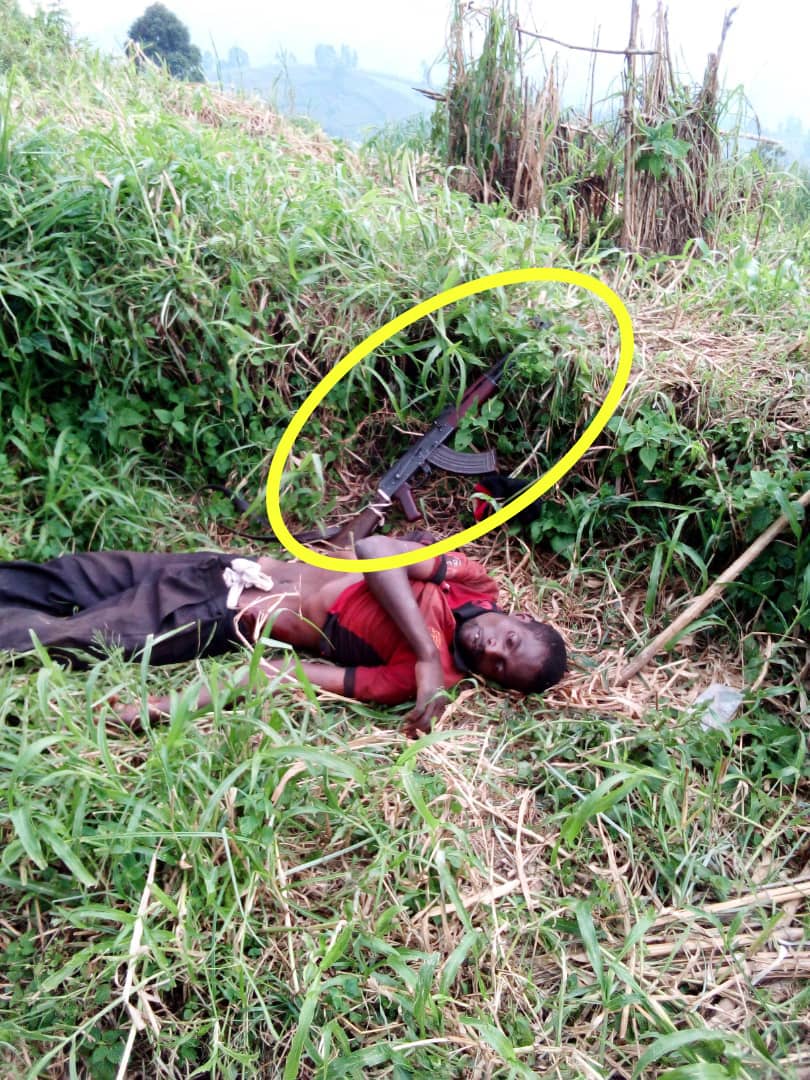 EstherRudatinya's tweet photo. Voici les civiles dont la société civile du Nord kivu dit avoir été tués par le M23. Des hommes en armes et ils sont dits des civiles. Un hjomme en arme peut - il être appelé civile ou combattant? Pourquoi la gvmt de Kinshasa les arme t-il? A lui de payer le prix https://t.co/eoDvkcFyTe