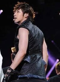 ThankUforme's tweet photo. 香港のMusic Bankの公演の時のユノは息が止まるくらいカッコいいから
みたことない方はぜひ✨
次にいつまた放送するかわかりません

#東方神起
#YUNHO #UKNOW #ユンホ
#유노윤호 
#MusicBank https://t.co/48RTJ8lJYZ