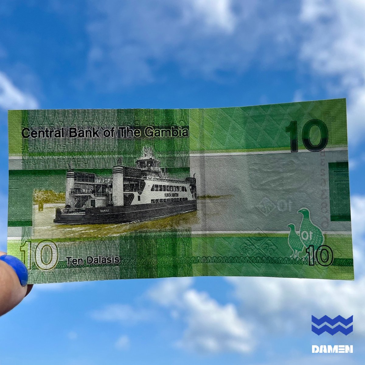 Did you know that a Damen vessel can be seen on millions of banknotes? 💸 The 10 Dalasis note issued by the Central Bank of the Gambia shows the Damen Road Ferry 5212 Kunta Kinteh. It operates between Banjul, the capital of Gambia, and the river mouth estuary.