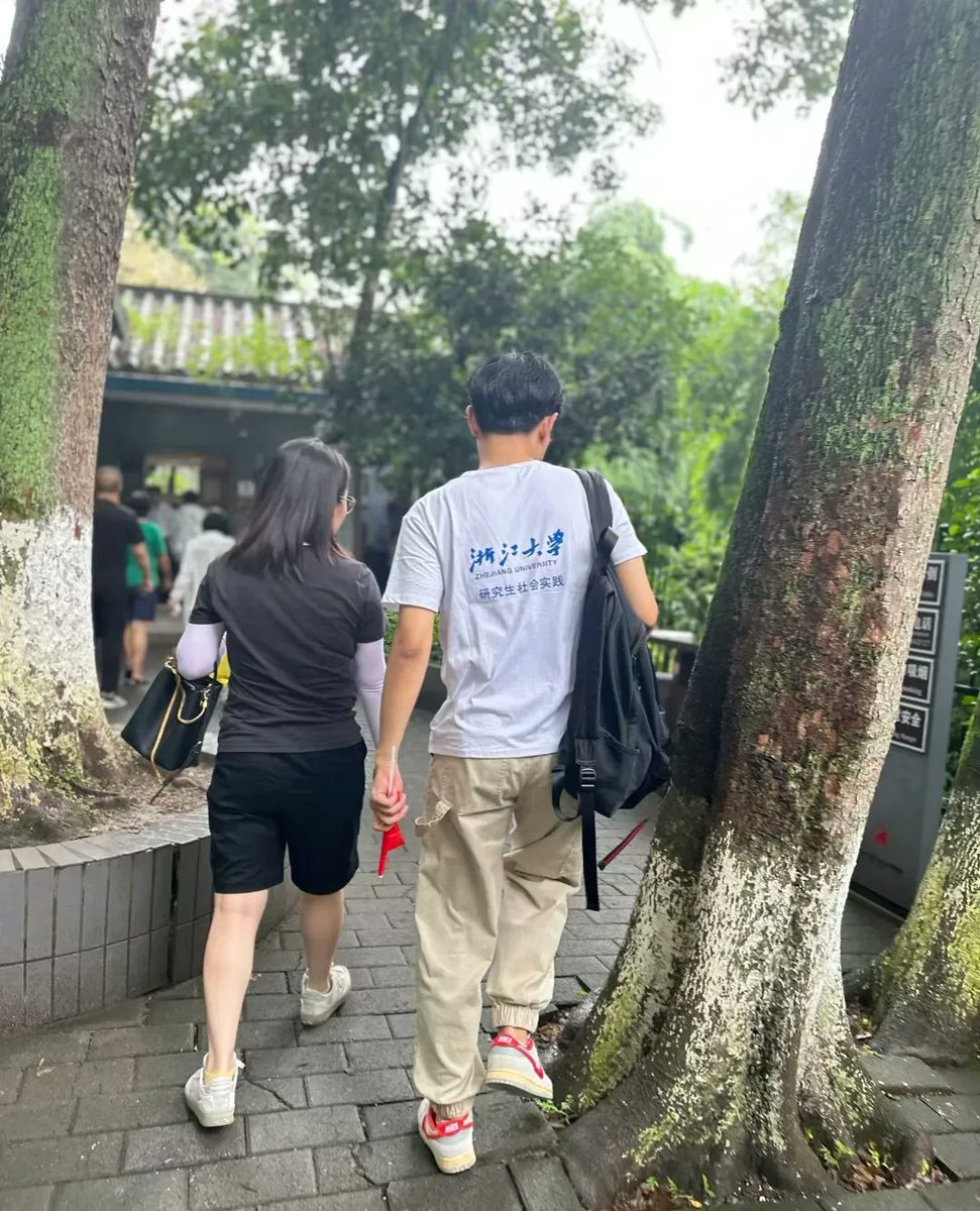 西庐山人 tweet media