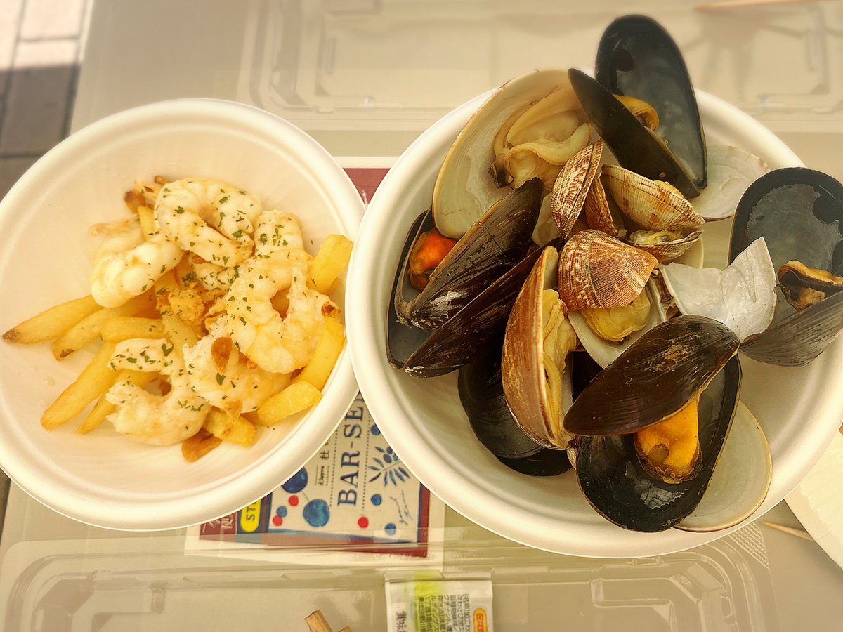 chacomint7's tweet photo. おたるナイアガラのスパークリング 飲んでレモンサワー飲んで、ガーリックシュリンプと色んな貝食べて約3時間で撤収。暑すぎて冷たいワインばかりで赤ワインまでたどり着けなかった。年々飲める量がわかりやすく減っている。#barsendai
 #バル仙台 https://t.co/5bDwgfF76i