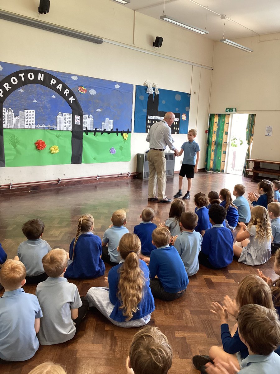 Thank you to Mike Buchanan who came in this morning to talk about the Wealden Festival and present a framed photograph to Owen who won first place in the competition! #proud @wealdenlitfest