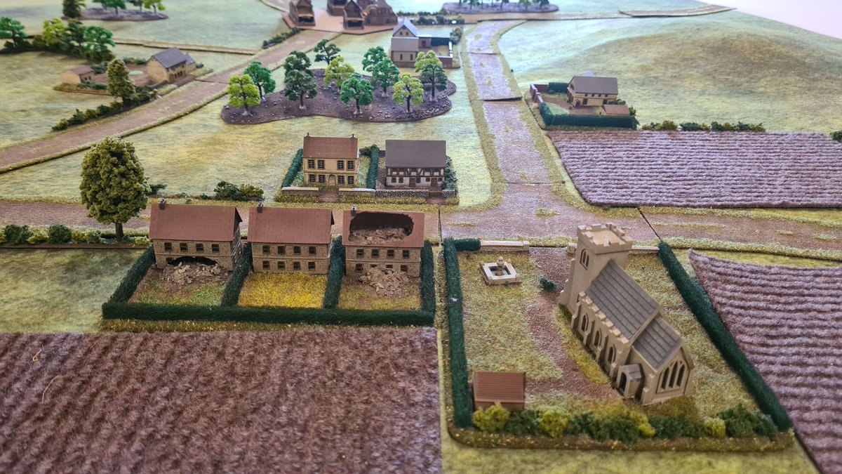 scribesofwar's tweet image. Good day yesterday at scribes! Had lots of games going on had some big showdowns happening in the 40K games with the orks taking on belakor and his mates and abandon taking on Magnus also had a game of tiny tanks being play tested as well.