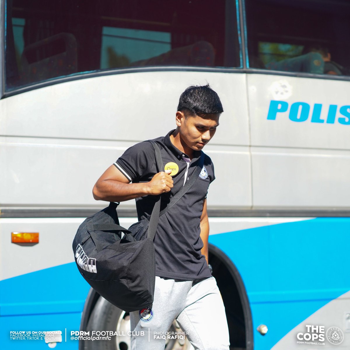 pdrmfcmy's tweet photo. ๐ท | We have arrived at Likas Stadium for the Piala MFL match against Sabah FC U23! ๐
#pdrmfc #sangsakabiru #upthecops #atourownpace #sabpdrm #pialamfl2023 https://t.co/PDDvseAZA3