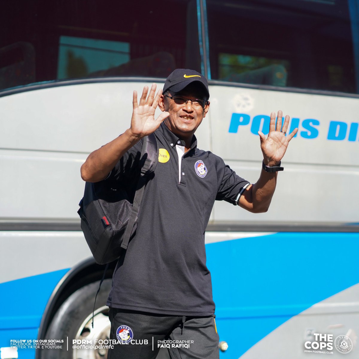 pdrmfcmy's tweet photo. ๐ท | We have arrived at Likas Stadium for the Piala MFL match against Sabah FC U23! ๐
#pdrmfc #sangsakabiru #upthecops #atourownpace #sabpdrm #pialamfl2023 https://t.co/PDDvseAZA3