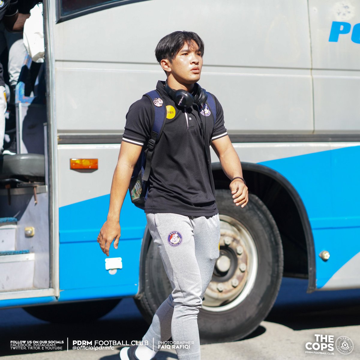 pdrmfcmy's tweet photo. ๐ท | We have arrived at Likas Stadium for the Piala MFL match against Sabah FC U23! ๐
#pdrmfc #sangsakabiru #upthecops #atourownpace #sabpdrm #pialamfl2023 https://t.co/PDDvseAZA3