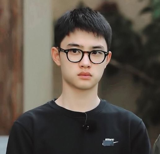 Dandanieez's tweet photo. #KyungSoo #도경수 #엑소디오 #DO(D.O) 🥺

     EXO Ladder S2                     EXO Ladder S4
              2019                                          2023 https://t.co/4hF5jqiekL