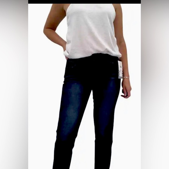 So good I had to share! Check out all the items I'm loving on <a href="/Poshmarkapp/">Poshmark</a> from <a href="/TheLingerista/">The Lingerista</a> #poshmark #fashion #style #shopmycloset #bebe #sandrinerose: posh.mk/l76JkFifvBb