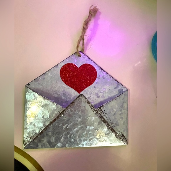 So good I had to share! Check out all the items I'm loving on <a href="/Poshmarkapp/">Poshmark</a> from @MsDre117 #poshmark #fashion #style #shopmycloset #unknownmadeinitaly #luckybrand: posh.mk/MiSysPjfvBb