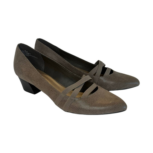 So good I had to share! Check out all the items I'm loving on <a href="/Poshmarkapp/">Poshmark</a> #poshmark #fashion #style #shopmycloset #oscardelarenta #umgee #kimrogers: posh.mk/AeIcddkfvBb