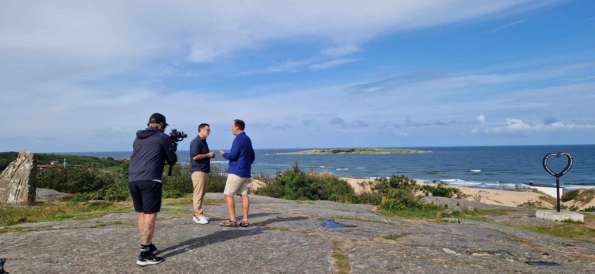 Förberedelse pågår. Det är tidig måndag i #tylösand &amp; filmkameran rullar. I januari är #halmstad värdstad för #mötetsdag Föreningar som arrangerar roterande nationella kongresser samlas då i två dagar för att träffa fler mötesstäder på en och samma plats >
sncvb.se/motets-dag/