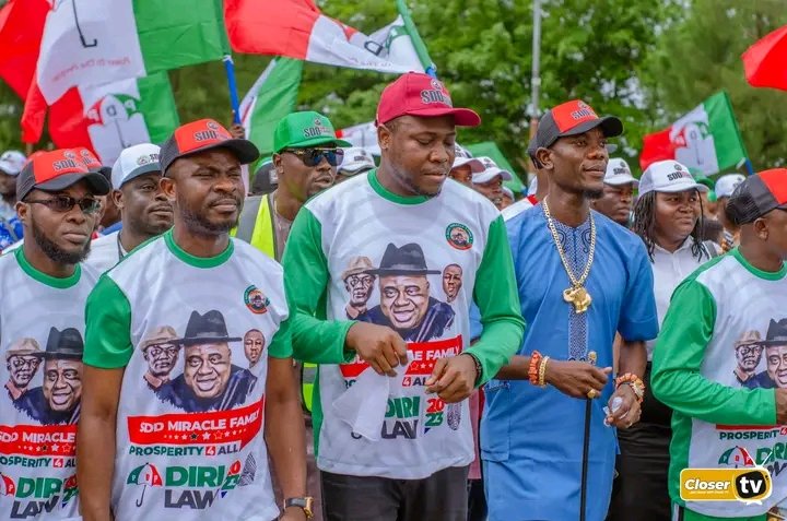 amasinforms's tweet photo. 🌐 Bayelsa State is on the path to greatness under @govdouyediri's leadership. From infrastructure to welfare, the achievements are undeniable. Sustain the momentum, vote for #ProsperityTwoPointZero, and ensure #DiriLaw2023 becomes a reality! #MiracleFamily https://t.co/m1A0y9Fmhx