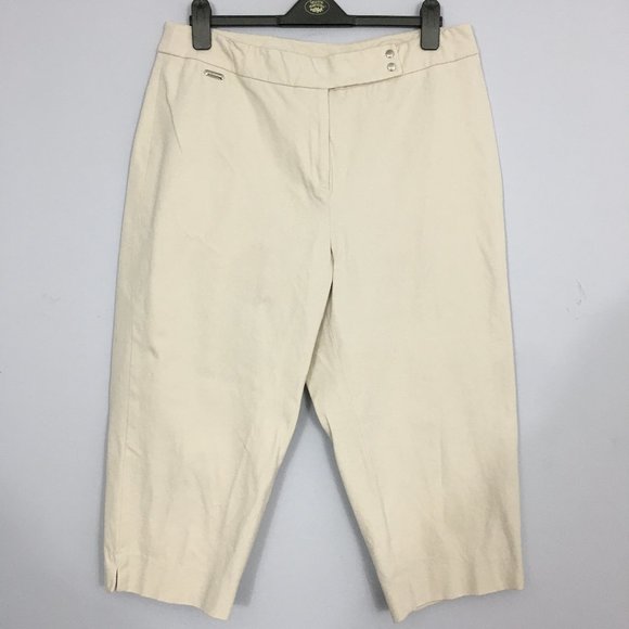 Impossible Traveler tweet media