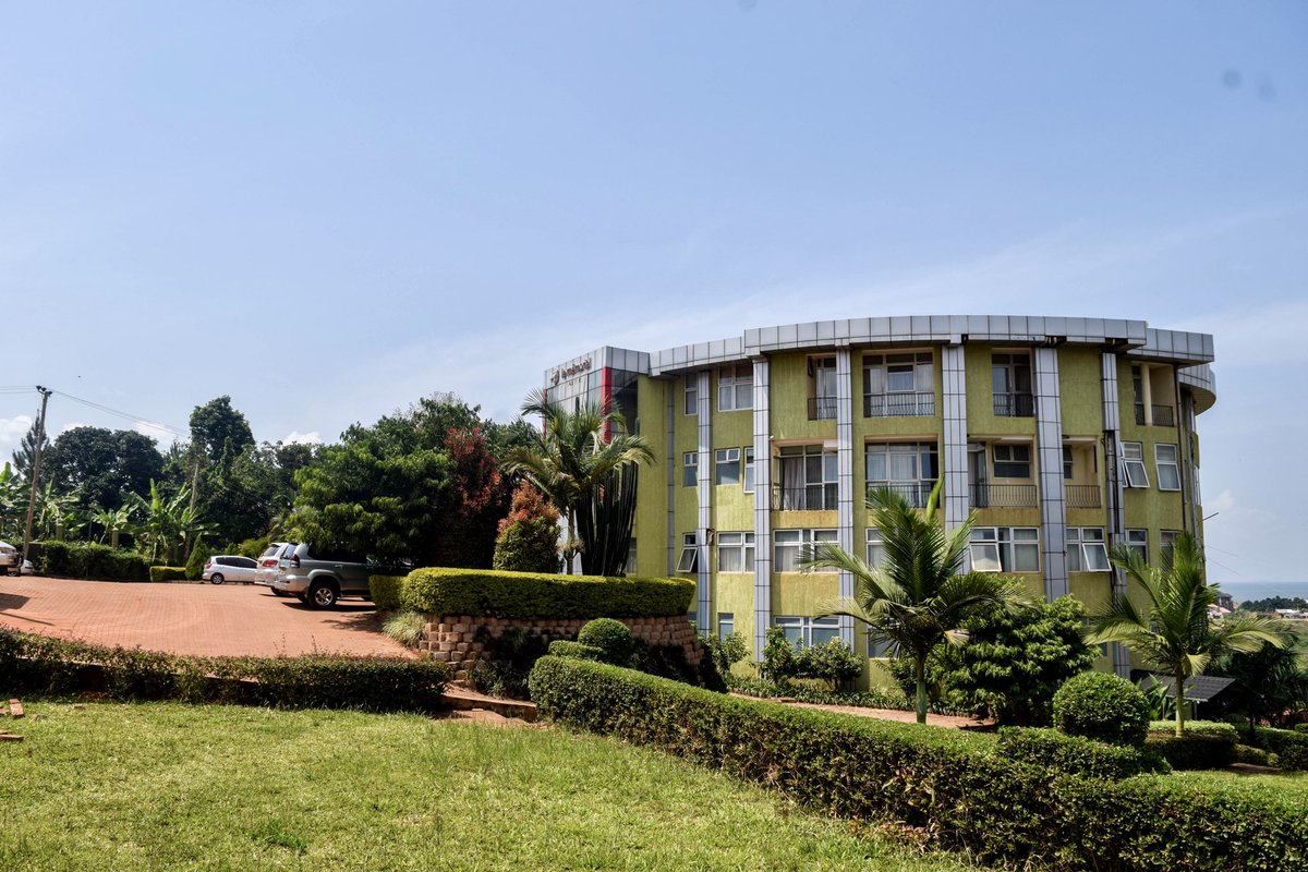 LeMemorialUg's tweet photo. Happy new week, good people!
As a multidisciplinary hospital, our dedicated team of specialists is here to provide personalized care, from diagnostics to treatment and beyond.
#lememorial #healthcare #newweek https://t.co/eRmzXnjpx3