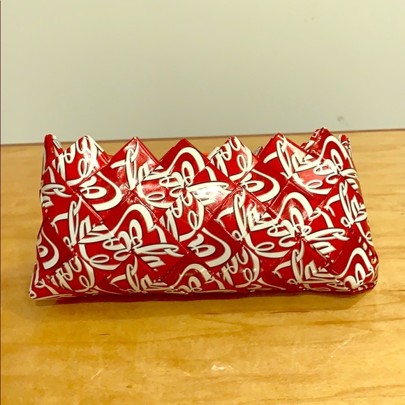 So good I had to share! Check out all the items I'm loving on <a href="/Poshmarkapp/">Poshmark</a> from <a href="/LEspinozadesign/">Lorena Espinoza Design</a> #poshmark #fashion #style #shopmycloset #lorenaespinozadesign #freepeople #cocacola: posh.mk/oRaA4MtfvBb