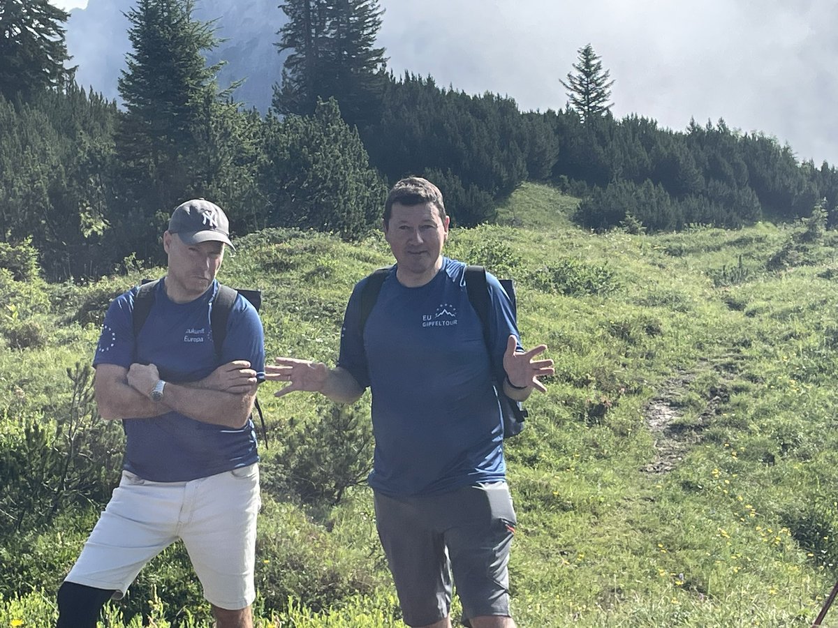 EUKommWien's tweet photo. .@MartinSelmayr bei der EU-Gipfeltour 🇪🇺🗻 zu Technologie: 

Wir Europäer sind Weltmeister in der Selbstkritik. Wir müssen aber auch sehen, dass wir eine Grundinfrastruktur haben, die weltweit ihresgleichen sucht. Auf unserem Kontinent haben mehr Menschen Netzzugang als sonstwo. https://t.co/he6F9DO05s