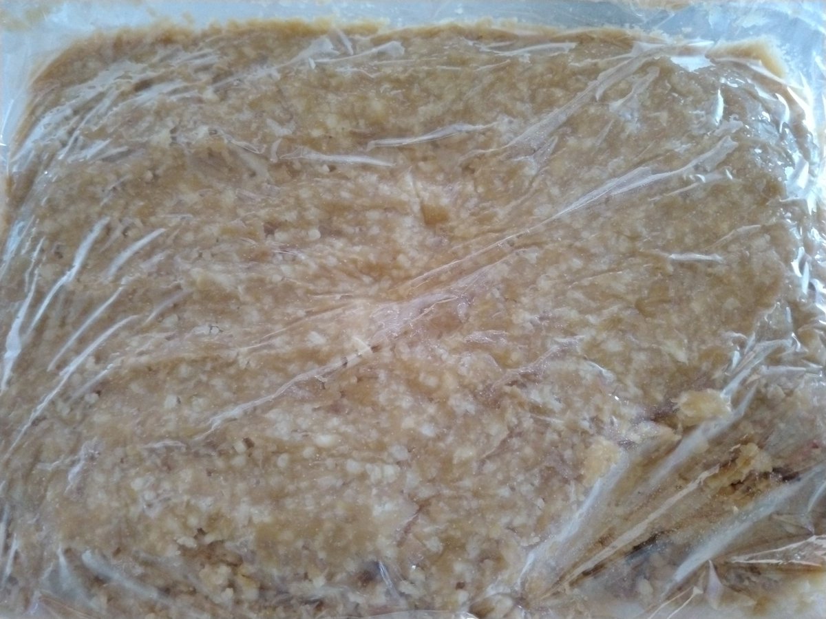 hiromi0210rp's tweet image. 昨年4月に、#EverZOne とオンラインで作ったお味噌で、初めてお味噌汁を作りました！
カビが怖くてずっと冷蔵庫の野菜室でゆっくり寝かせ💦ちゃんと出来てるか不安で食べることが出来なかったのですがやっと作ってみました‼️
大豆の甘味を感じられて美味でした☺

#THE芝木農園さんのオーガニック大豆