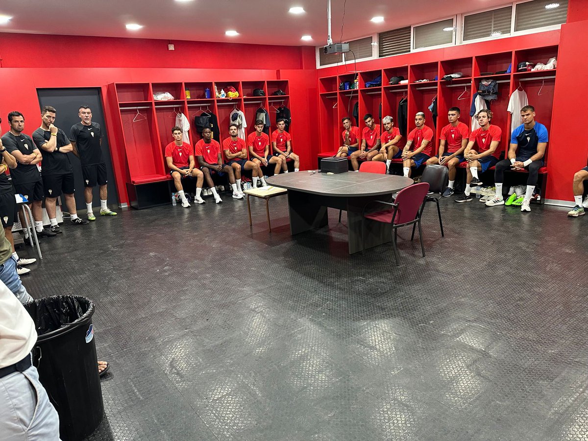 Algecirascf_ENG's tweet photo. ➡️We're starting! ⚽️🙌🏻
Season 23/24 begins!🔴⚪️

#preseasonACF #thisisacf #madetowin #wearegrowingtogether https://t.co/HcOFtilH8O