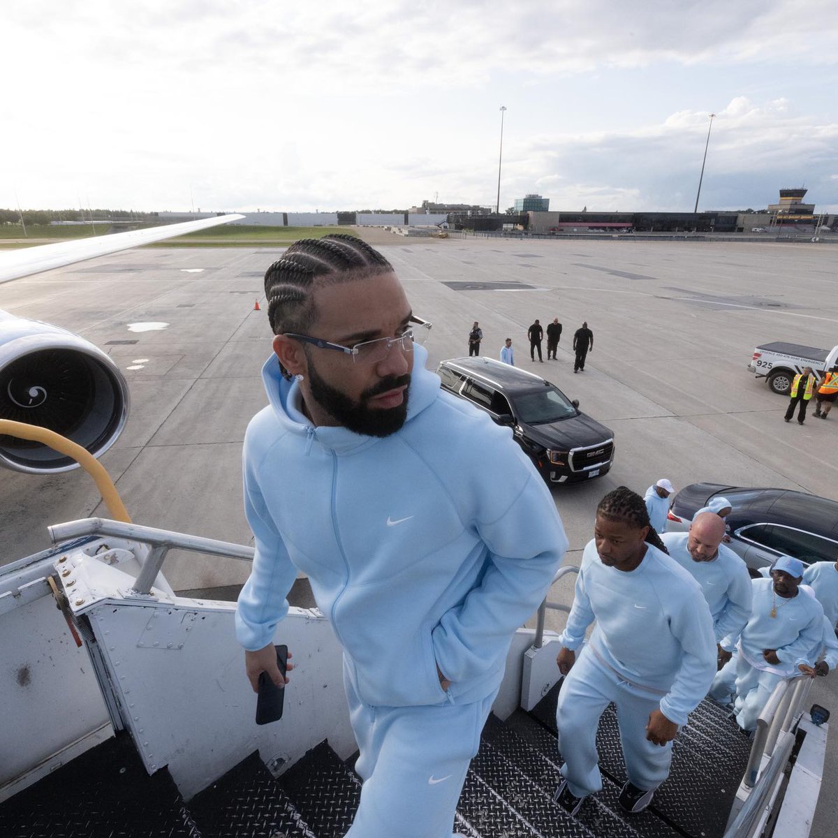 CaminoTV's tweet photo. Nocta fusionne les ensembles Nike Lab et les Tech Fleece ✈️

Ça arrive le 27 juillet 👀 https://t.co/Ap7jDcAsXZ